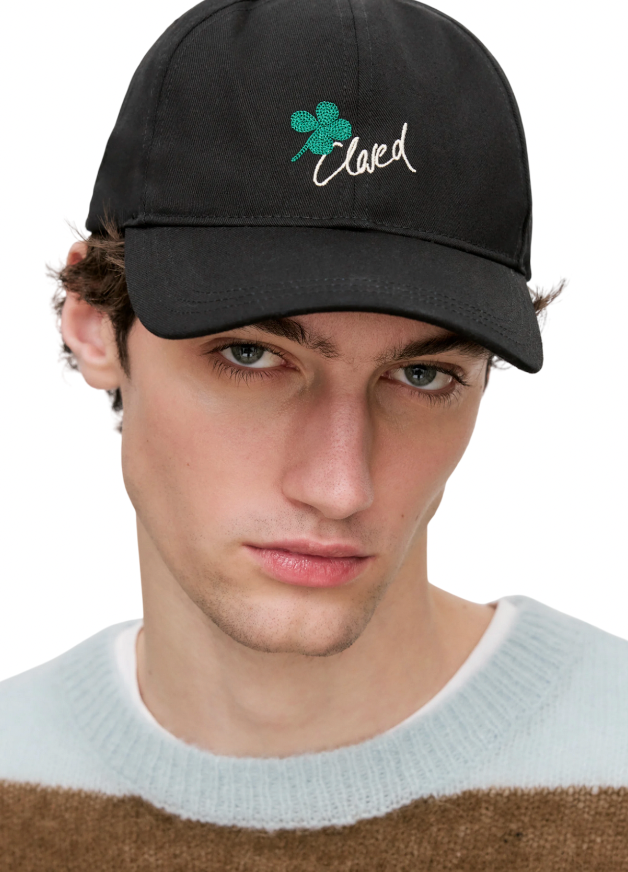 Cappello nero con ricamo Closed